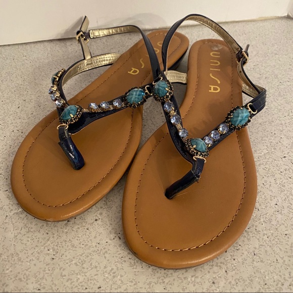 unisa thong sandals